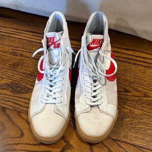 Nike SB Zoom Blazer Mid PRM Deconstructed skateboarding shoes